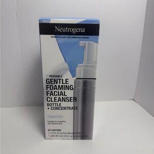 Neutrogena Reusable Gentle Foaming Cleanser - Blue and White